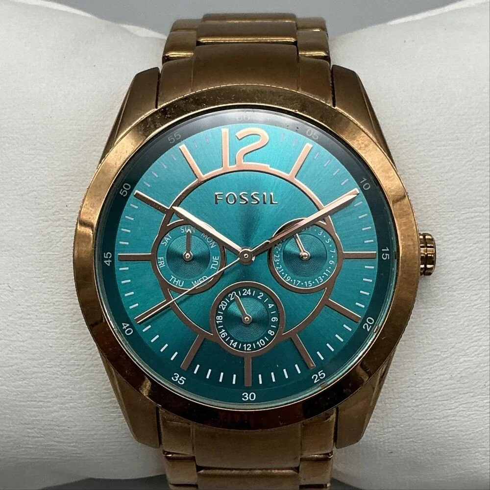 Fossil Justine BQ1689 Womens Watch 38mm Blue Rose Gold Tone New Battery 6.25